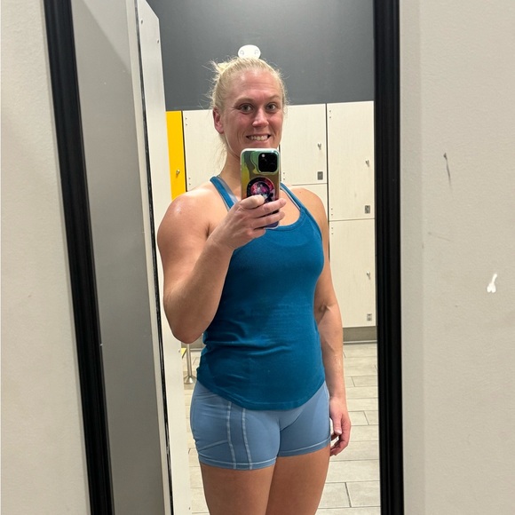 Meet your Posher, Heather - Picture 2 of 8